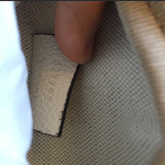 💯 Authentic Gucci bumbag - Picture 4 of 4